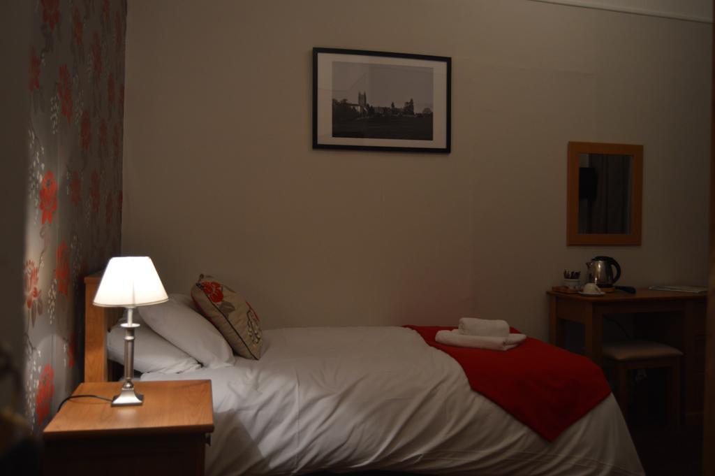 לונג מלפורד The Crown Inn Hotel חדר תמונה